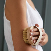 Body Dry Brush